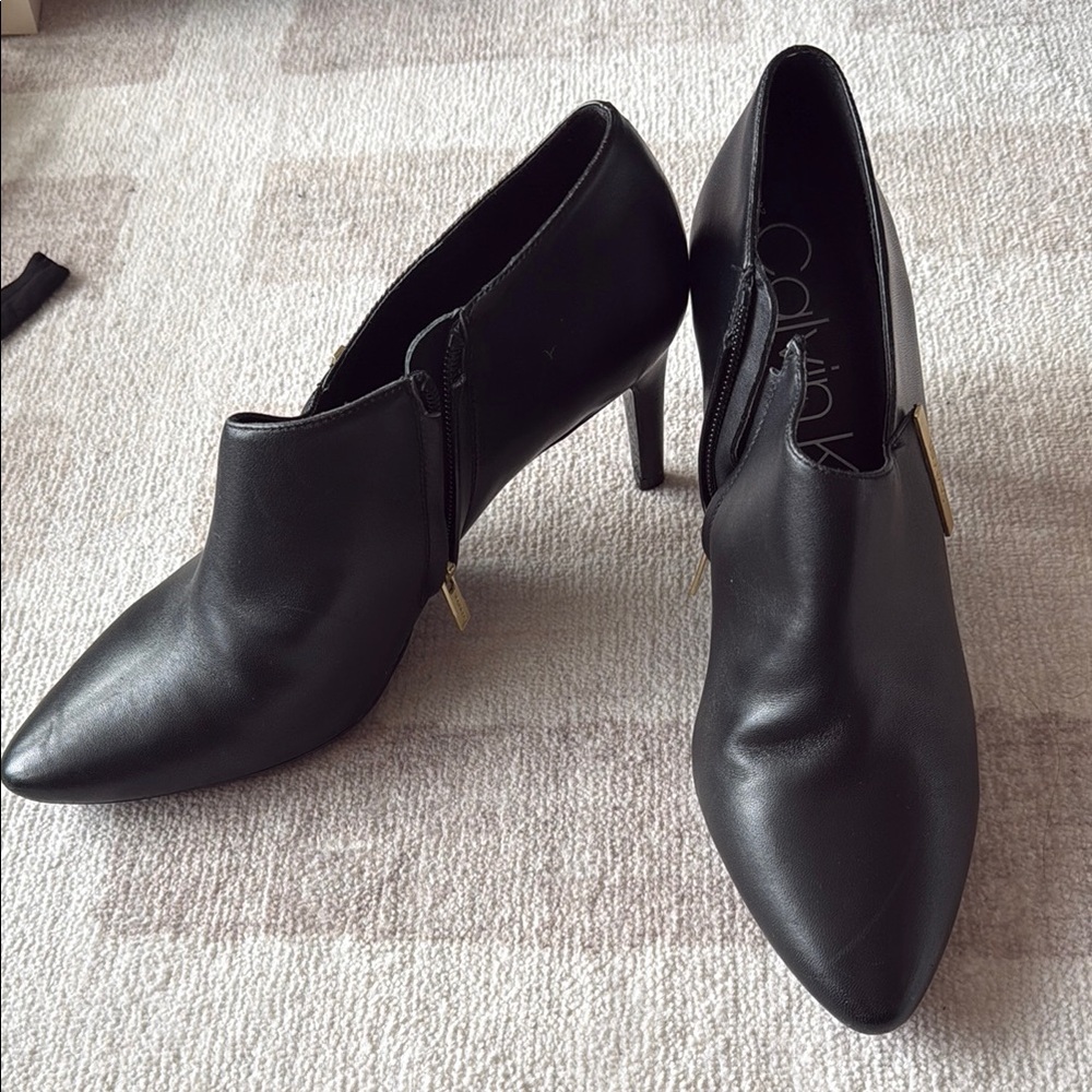 Calvin Klein Black Heels Elegant Minimalist Design